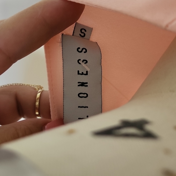 Lioness Peach Deep Vneck Tiered Dress Size S - Picture 7 of 8